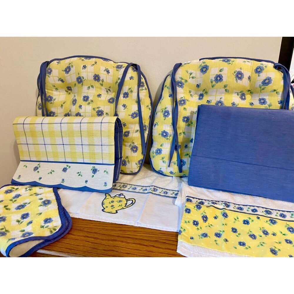 VTG pfaltzgraff SHELBY USA Set Teapot Towel Cushion Place Mats SET (9) Wash Seat
